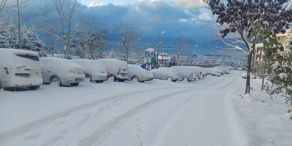 Kocaeli’de resmi ve özel eğitim kurumlarında 2 gün kar tatili