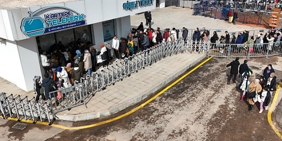 Kocaelililer KARFEST’e akın ediyor