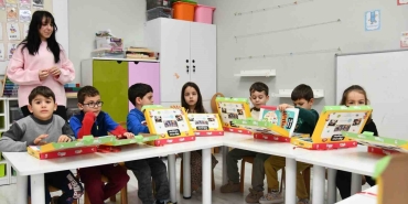 okul-oncesi-ogrencilere-egitim-seti-destegi-H5bccyr5.jpg