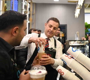 on-on-kafenin-yeni-subesi-pasaalaninda-acildi-P4khXuVH.jpg