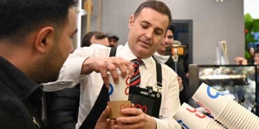 on-on-kafenin-yeni-subesi-pasaalaninda-acildi-P4khXuVH.jpg