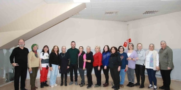tiyatroda-hunerlerini-sergileyecekler-tUTGSE1j.jpg