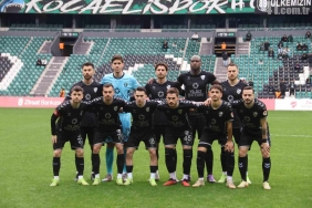 ziraat-turkiye-kupasi-kocaelispor-0-sivasspor-1-ilk-yari-1-zUaiEuEt.jpg