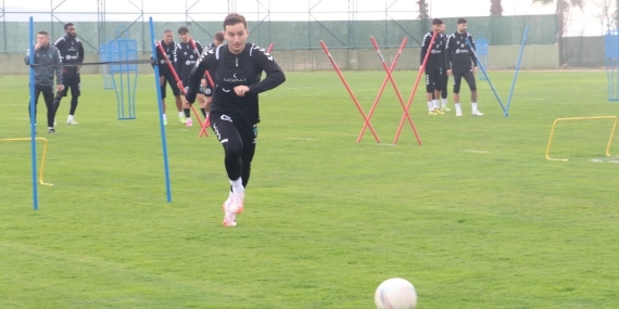 Oğulcan Çağlayan: “Tek hedefim bu takımın Süper Lig’e çıkması”