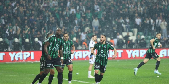 Marmara Derbisinde Gülen Taraf Kocaelispor: 3-1