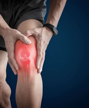 Understanding-Throbbing-Knee-Pain-at-Night