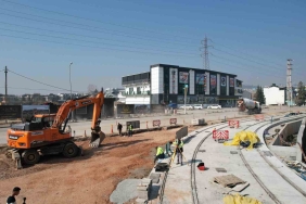 alikahya-tramvay-hatti-guzergahina-otopark-yapiliyor-adiWd46Y.jpg