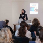 anne-ve-babalarin-cocuklariyla-iletisim-farkindaligi-wZVHWvWB.jpg