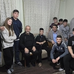 baskan-kocaman-efe-kartal-oztayi-ziyaret-etti-OFFFyQeL.jpg