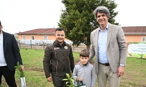 baskan-kocaman-ogrencilerle-fidan-dikti-Q6UmZ5KJ.jpg