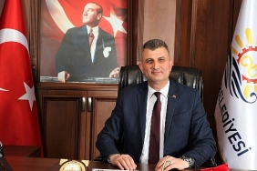 baskan-sezer-kahramanlik-destani-canakkale-zaferinin-110-yili-kutlu-olsun-wAcM8Af3.jpg
