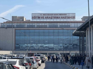 bobrek-hastalarina-sifa-olan-hemsire-ayni-hastaliga-yenildi-xxVl2WFW.jpg