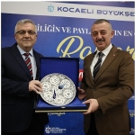 buyukakin-fransa-donusu-saglik-calisanlariyla-iftar-yapti-rBezVqvk.jpg