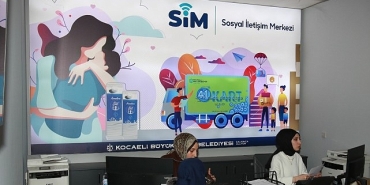 buyuksehir-belediyesi-8-farkli-ilcede-yer-alan-sosyal-iletisim-merkezleri-sim-ile-vatandasin-yaninda-pDvdSbGe.jpg
