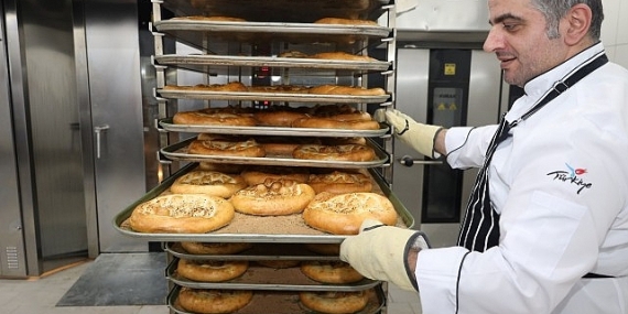 Büyükşehir, Ramazan ayı boyunca Hızır 41-Afet Mutfağı’nda Ramazan pidesi üretecek