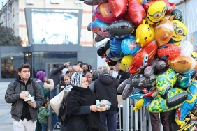 buyuksehirin-iftar-sofrasi-gonulleri-bulusturuyor-7dbspT2c.jpg