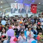 cik-disariya-oynayalim-senlikleriyle-85-bin-kisi-doyasiya-eglendi-ZDmNNXrZ.jpg