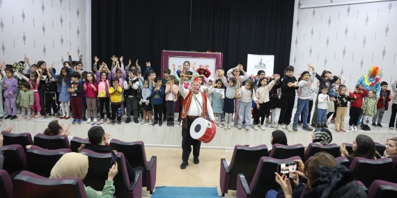 Çocuklar hem eğlendi hem öğrendi