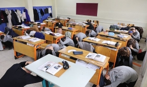 deprem-haftasinda-ogrenciler-olasi-afetlere-karsi-deneyim-kazandi-buyuksehir-ogrencilere-afet-bilinci-asiliyor-tri2OMYN.jpg