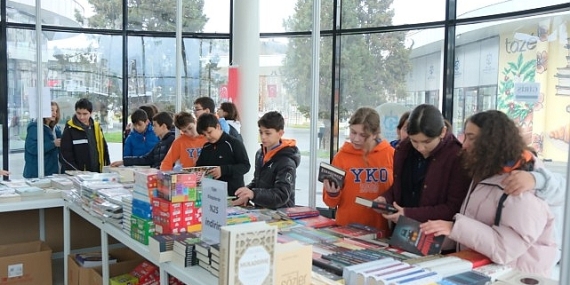 Dini Yayınlar Fuarı’na ziyaretçi akını