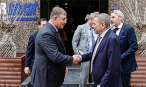 enerji-verimliligi-ve-yesil-donusumde-izmir-danimarka-is-birligi-BLnGQlKp.jpg
