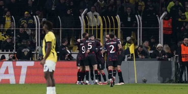 fenerbahce-turu-glasgowa-birakti-rYBjgL8C.jpg