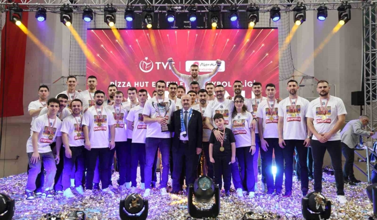 Gebze’nin “efeleri” kupasına kavuştu