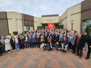 golcuk-kent-bayramlasmasinda-bir-araya-geldi-ipyY13qm.jpg