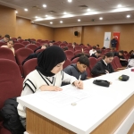 hadis-ezberleme-yarismasinda-ogrenciler-kiyasiya-mucadele-etti-UH4jAntv.jpg