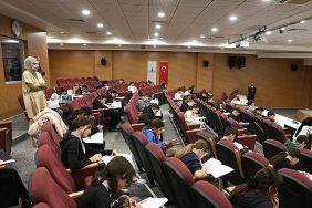 her-kalbin-anahtari-guzel-ahlak-Z9b9MTzY.jpg