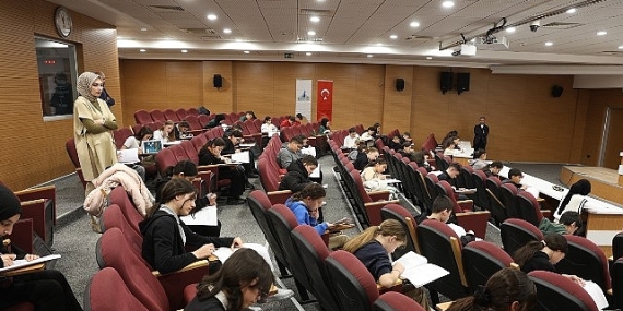 **Her Kalbin Anahtarı Güzel Ahlak**