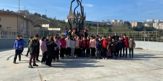 İzmit Belediyesinden Deprem Haftasında farkındalık etkinliği