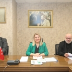 izmit-belediyesinden-kenti-gelecege-tasiyacak-adimlar-icin-degerlendirme-toplantisi-3MZEVImy.jpeg