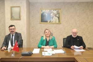 izmit-belediyesinden-kenti-gelecege-tasiyacak-adimlar-icin-degerlendirme-toplantisi-3MZEVImy.jpeg