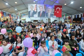 izmit-kent-meydaninda-eglenceye-tam-gaz-devam-bC7XNdDI.jpg