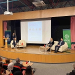 kadinlar-icin-dijital-cagri-tuketici-degil-uretici-olun-1FYUhyA8.jpg