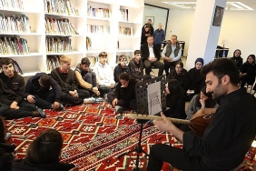 kartepede-asik-veysel-unutulmadi-WtGMURsE.jpg