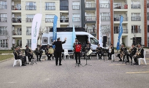 kocaeli-buyuksehir-bandosundan-ramazana-ozel-konser-EEOPLxKW.jpg