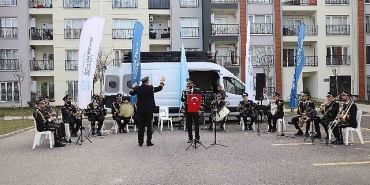 kocaeli-buyuksehir-bandosundan-ramazana-ozel-konser-EEOPLxKW.jpg