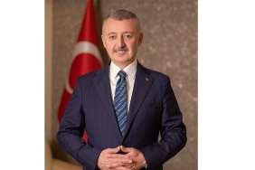 kocaeli-buyuksehir-belediye-baskani-docdrtahir-buyukakin-14-mart-tip-bayrami-dolayisiyla-bir-mesaj-yayinladi-AjywqCiY.jpg