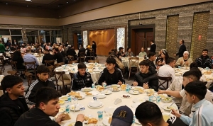 kocaelide-roman-vatandaslar-iftarda-bulustu-37NWjDEp.jpg