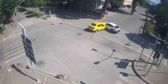 Kocaeli’deki kazalar KGYS kameralarına yansıdı