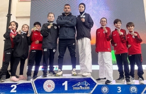 korfezli-genc-karateciler-bursada-kursuye-ambargo-koydu-Yp8bzg62.jpg