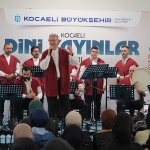 kulaklarin-da-gonullerin-de-pasini-sildiler-PILaRPkS.jpg