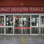 oglu-tarafindan-bicaklanan-anne-allah-herkese-boyle-evlat-nasip-etsin-T5v318rN.jpg