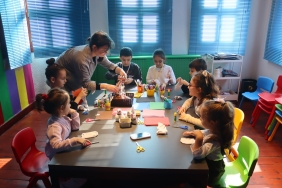 oyuncak-muzesindeki-atolyelerde-cocuklar-hayal-guclerini-konusturdu-eghvH9sH.jpg