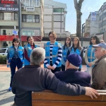 sokak-sokak-iyiligin-pesinden-kosuyor-kusleri-baristirip-camiler-temizliyorlar-5KFSHQT6.jpg