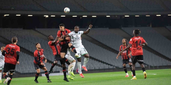 Trendyol 1. Lig: Fatih Karagümrük: 1 – Kocaelispor: 1