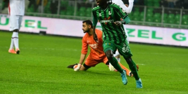 trendyol-1-lig-sakaryaspor-1-fatih-karagumruk-3-KqJcRsP1.jpg