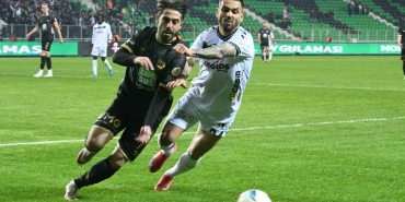 trendyol-1-lig-sakaryaspor-2-bandirmaspor-2-SJXJIDus.jpg